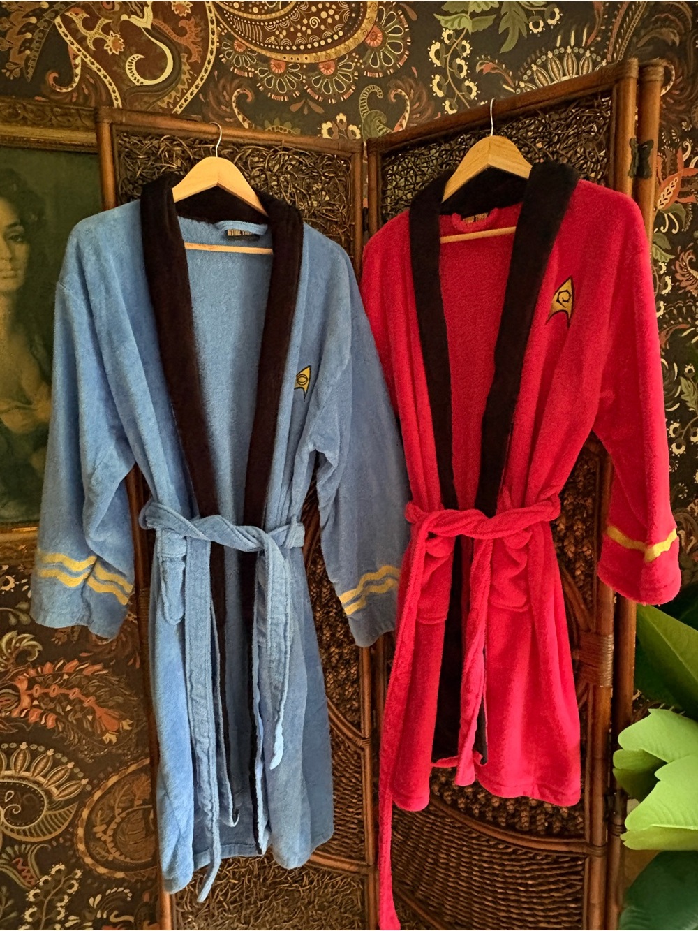 Star Trek Plush Bathrobe Set Red & Blue Uniform Robes Cosplay Trekkie